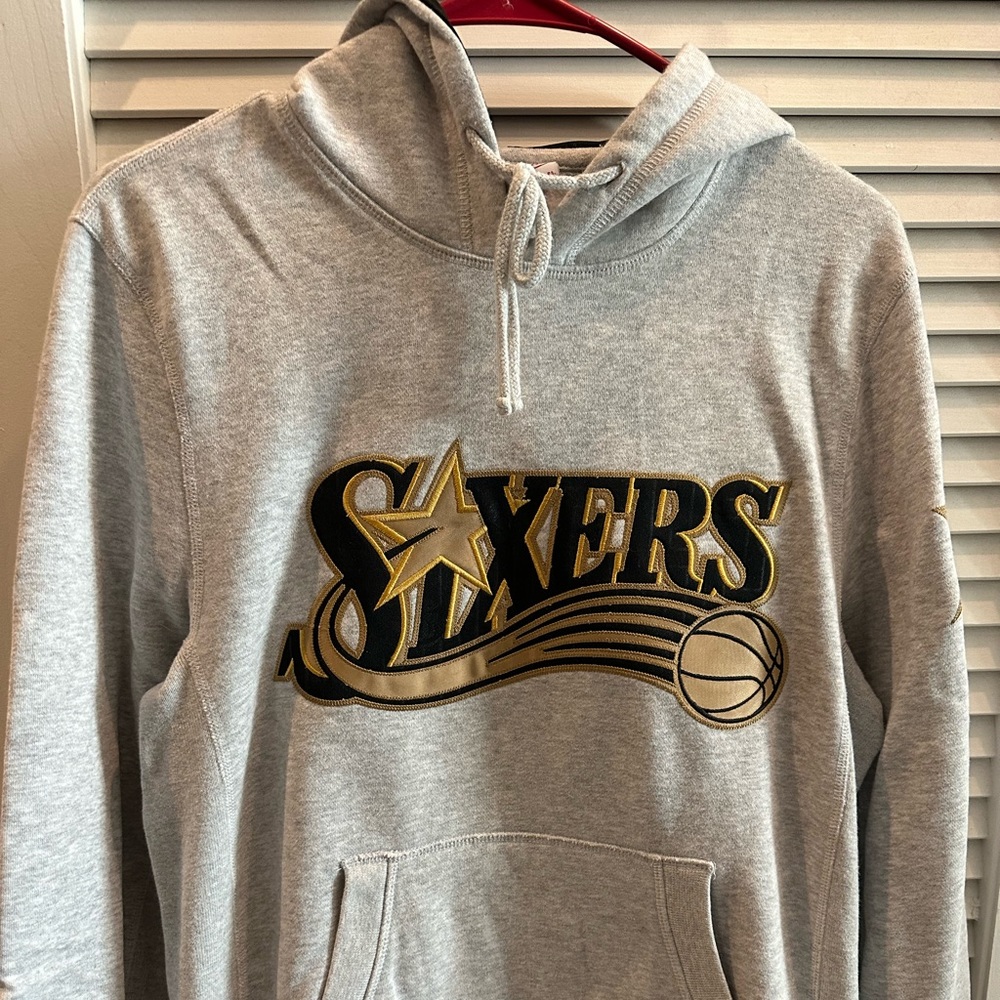 Mitchell & Ness 76ers Sweatshirt
